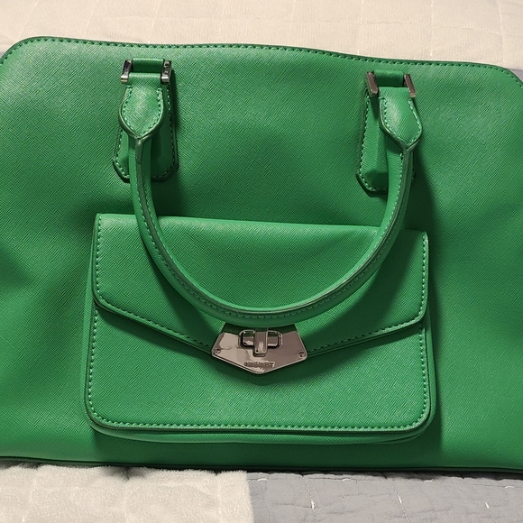 NWOT Nine West bright green bag - Picture 3 of 5